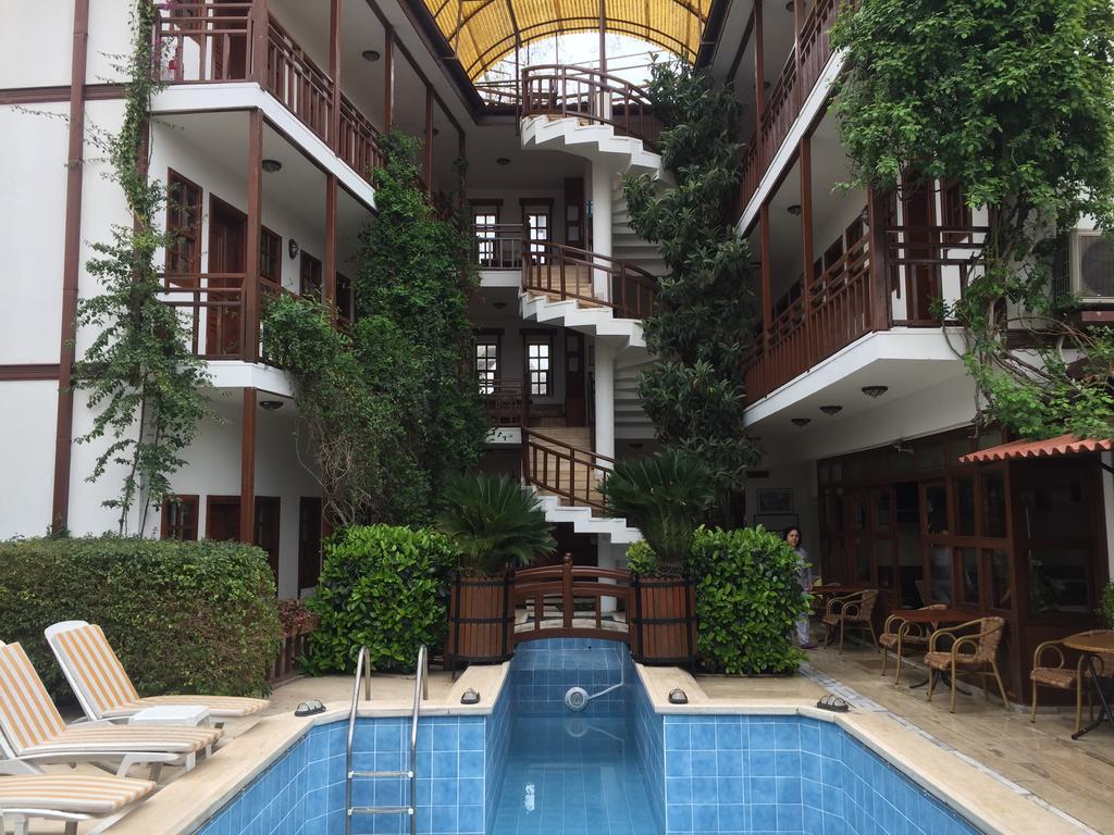 Hotel Karyatit Kaleici Antalya Kültér fotó