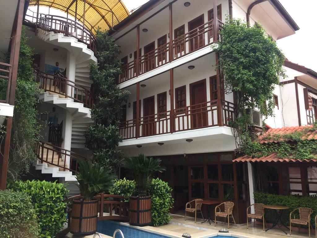 Hotel Karyatit Kaleici Antalya Kültér fotó